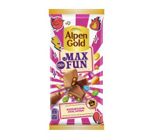 Шоколад Alpen Gold Max Fun с арахисом, шоколадным драже и карамелью, 150г